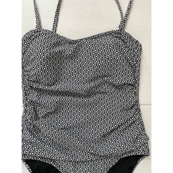 DKNY Swim One Piece Swimsuit Shirred Multicolor Print Padded Swimwear - Picture 4 of 11